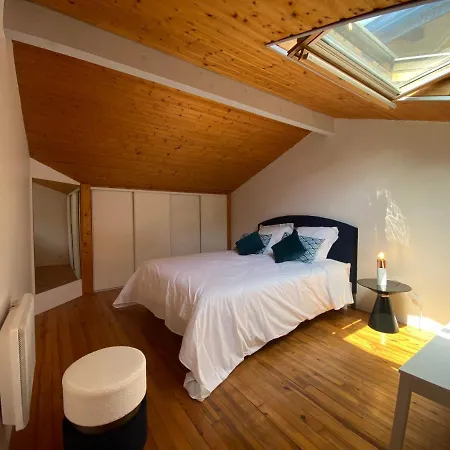 别墅 A La 拉本讷