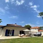 A La * Labenne