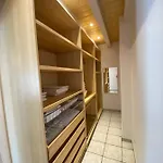 A La فيلة *